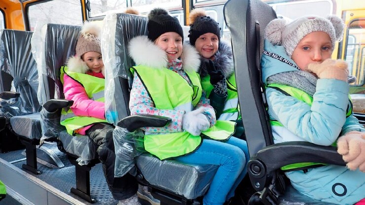 Правила перевозки детей в автобусе в 2024 году